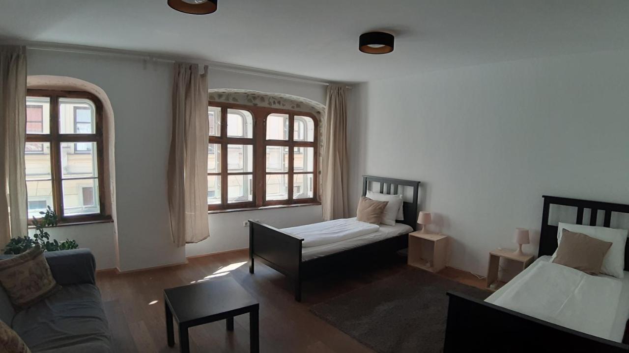 Boutique Hostel Zum Goldenen Kegel Vienna Exterior photo